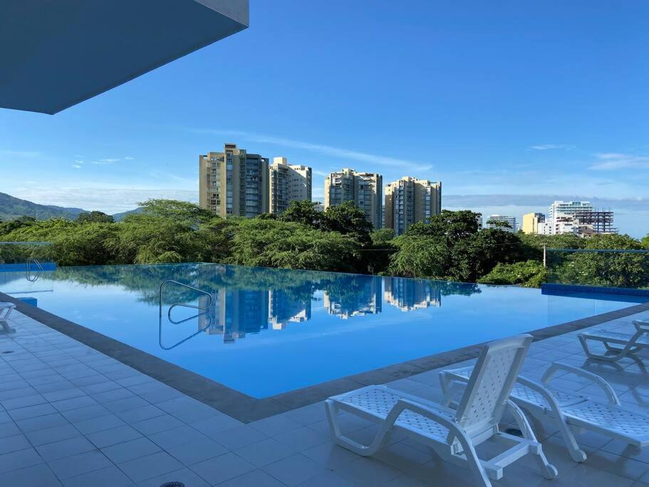 Modern Well-equipped 4 Ppl Condo/5 Min Beach Walk Appartement *