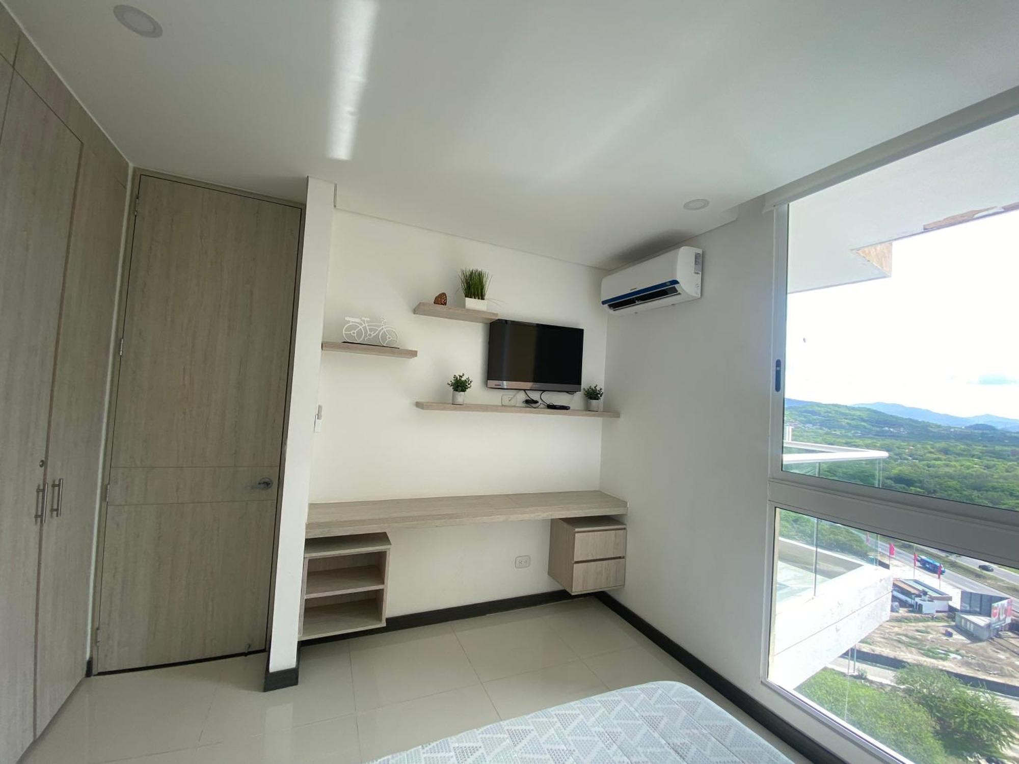 Apartment Modern Well-equipped 4 Ppl Condo/5 Min Beach Walk *